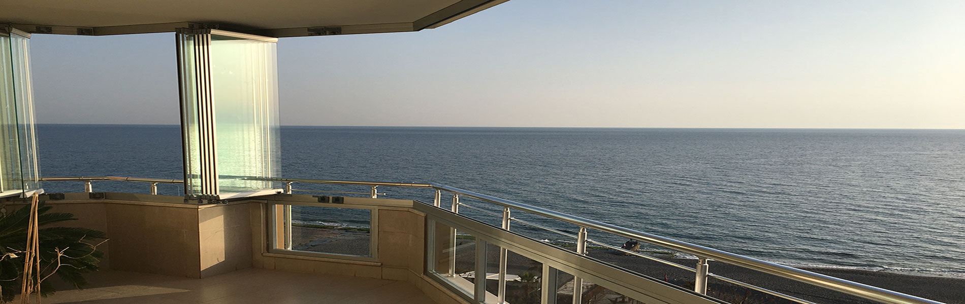 Kuşadası Katlanır Cam Balkon Sistemi